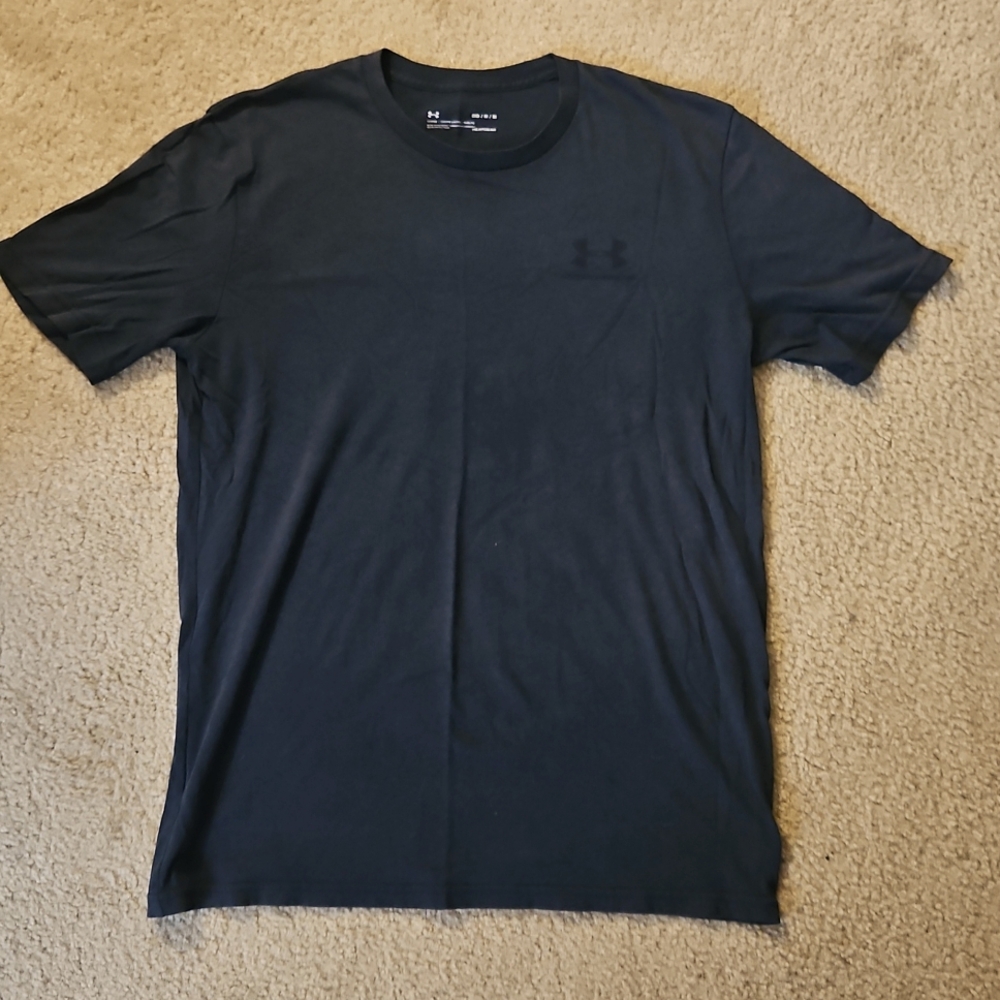 Under Armour T-SHIRT